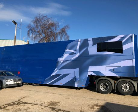 2002 MONTRACON DOUBLE DECK TRIAXLE RACE TRAILER (Ref:D776)